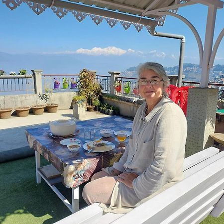 Himalok Homestay Darjeeling  Bagian luar foto